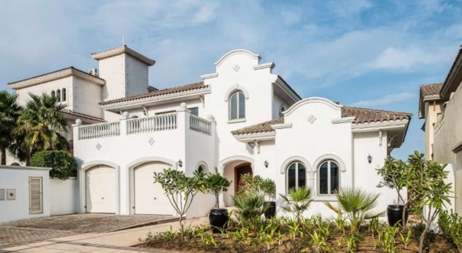 Villa 2595 — Luxury villa for rent in Palm Jumeirah