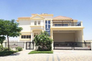 Villa 2642 — Luxury villa for rent in The Centro